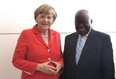 Nana Akufo-Addo und Angela Merkel